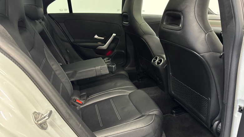 Mercedes-Benz CLA 250e AMG Line Premium + Night Ed 4dr Tip Auto Saloon